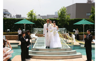 姉妹校　東京文化デザイン専門学校の模擬結婚式